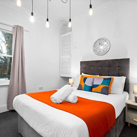 Luxury Apartment - Wolverhampton - Netflix - Smart Tv - Fast Wifi - 7Apc Kültér fotó